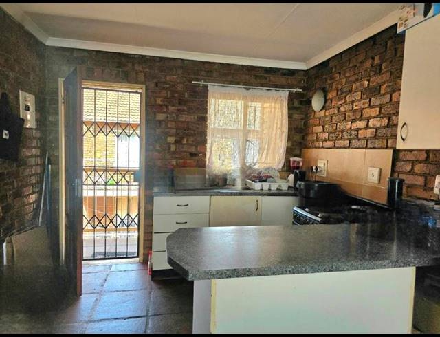 2 BEDROOM APARTMENT FOR SALE IN ELSPARK